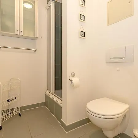 Strandstrasse 32 Strandstrasse 32-19 * Ostseebad Kühlungsborn